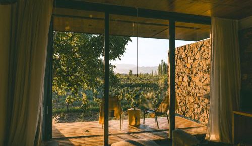 Deluxe Double or Twin Room with Mountain View