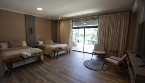 Suite with River View