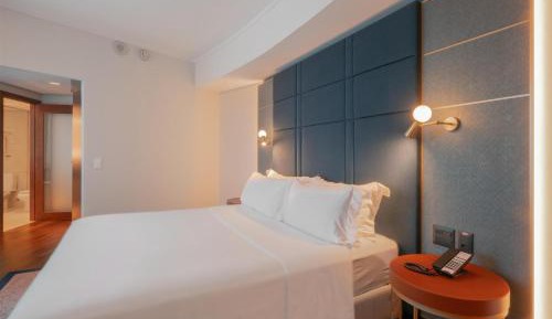 One-Bedroom King Suite