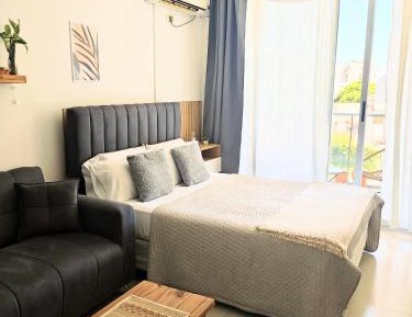 One-Bedroom Apartment with Pool View