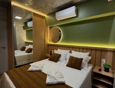 Room #1481828803