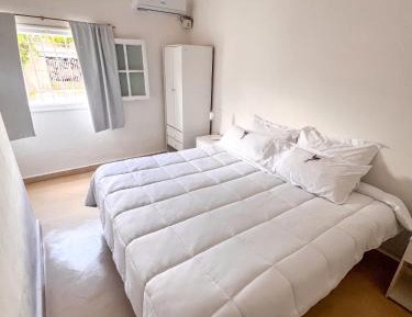 One-Bedroom Standard Apartment