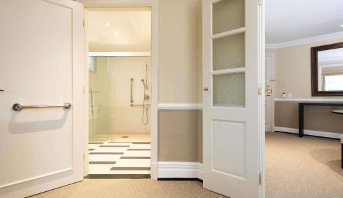 Superior King Room - Disability Access