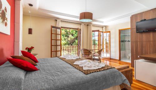 Deluxe Double Room with Spa Bath 