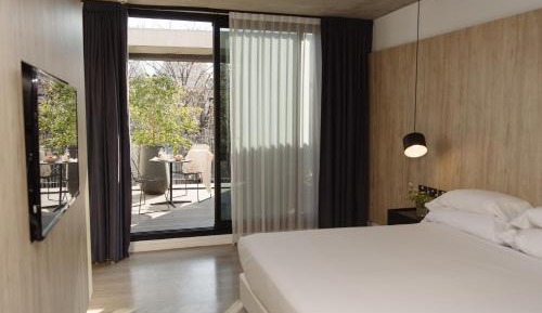 Deluxe Double or Twin Room with Balcony