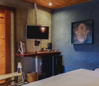 Suite with Garden View