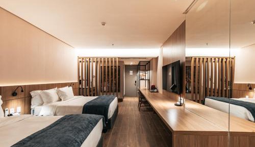 Superior Family Room