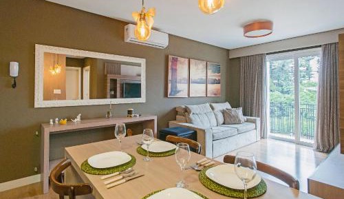 Deluxe Apartment
