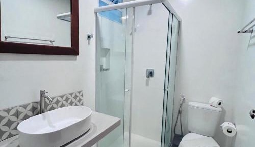 Apartamento Vista Parcial com Varanda