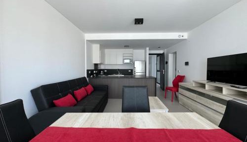 Two-Bedroom Deluxe Apartment with Balcony