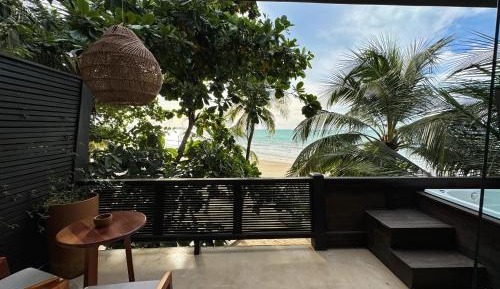Deluxe Double Room with Balcony and Sea View