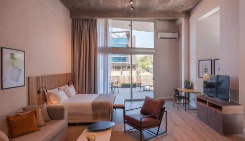 Studio Apartment