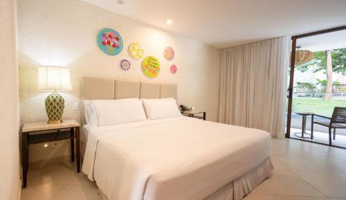 King Room with Roll-In Shower - Disability Access