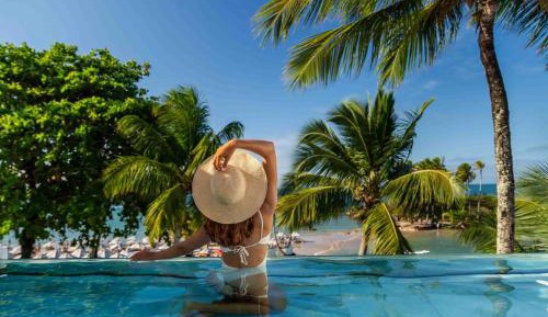 Suite Super Luxo Frente Mar com Piscina Privativa