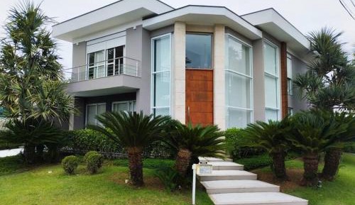 Five-Bedroom House