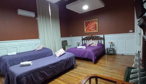 Deluxe Family Room