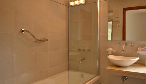 Exclusive Suite