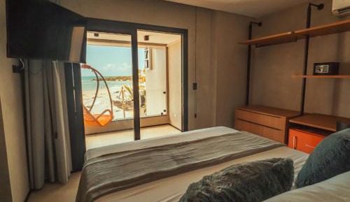 Queen Suite with Sea View