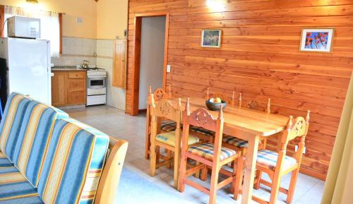Bungalow (4 Adults)