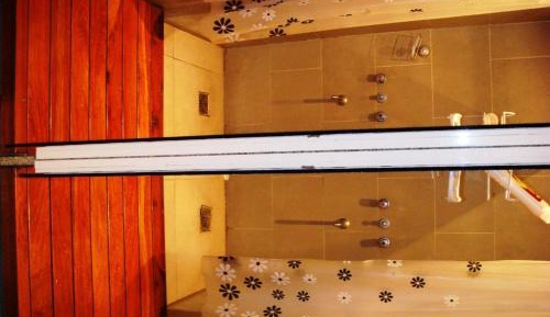 Single Room with Shared Bathroom