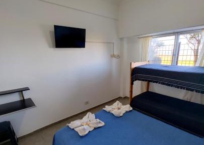 Quadruple Room with Private Bathroom