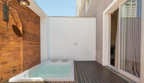 Suite with Balcony