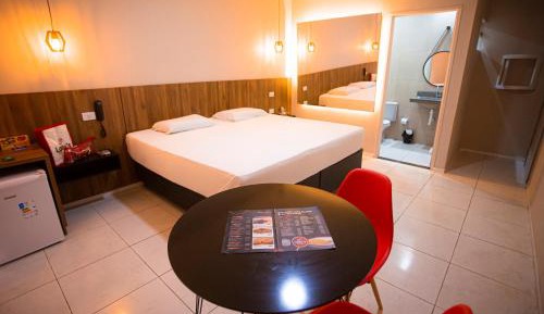 Deluxe King Room