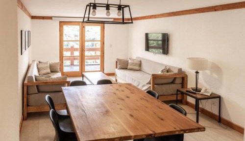 Three-Bedroom Standard Apartment