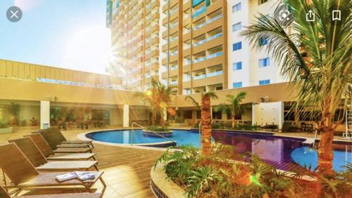 Apartment with Pool View 