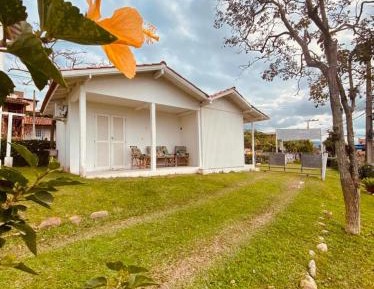 One-Bedroom Bungalow