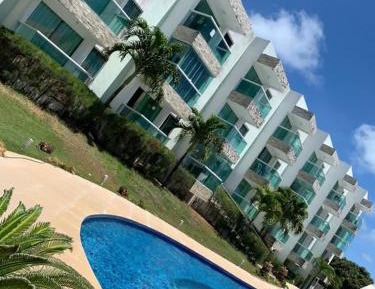 Apartment with Pool View 