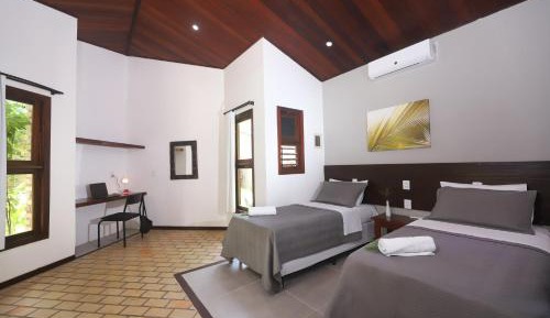 Deluxe Family Suite
