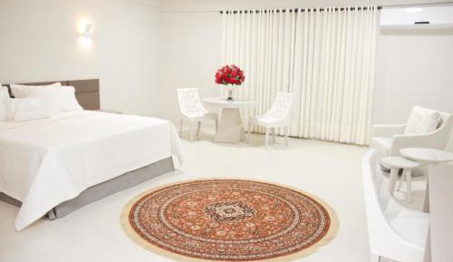 Deluxe Room with Spa Bath