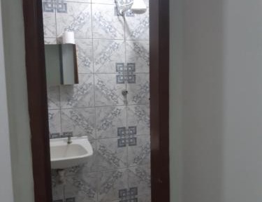 Single Room with Shared Toilet