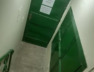 Single Room with Shared Toilet