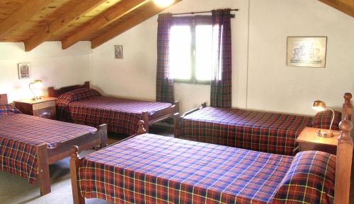 Bungalow (6 Adults)