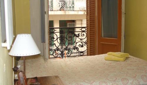 Single Room with Shared Bathroom