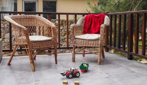 Studio (2 Adults + 1 Child)