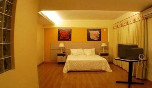 King Suite with Spa Bath