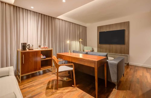 Paraiso Hotel | Qoya São Paulo Paulista, Curio Collection by Hilton