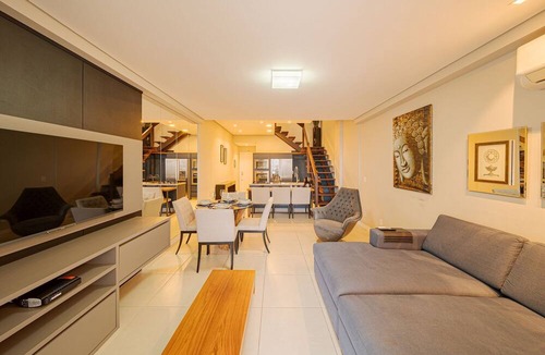 Atiradores Apartment | Duplex de Luxo na via Gastrômica Localiz
