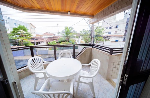 Praia do Morro Apartment | Apartamento 102 Martha Schwantz