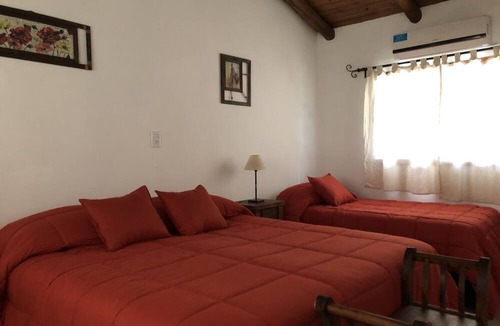 Colonia Carlos Pellegrini House | Posada Che Teindy