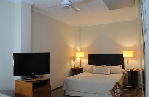 Rafaela Hotel | PARRA HOTEL AND SUITES