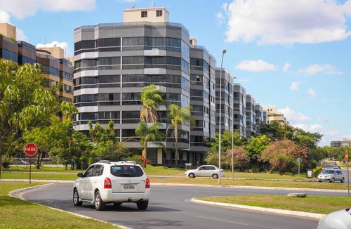 Sudoeste e Octogonal Apartment | Renovated, Modern and Complete Apartment in Sudoeste