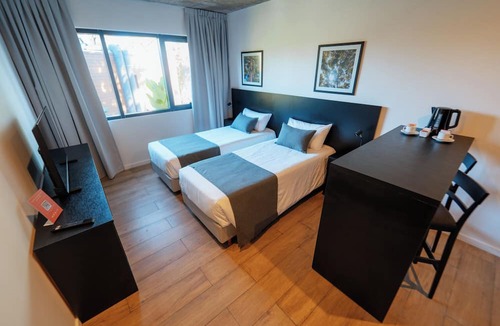 Villa Udaondo Hotel | Mérit Parque Leloir by Amérian