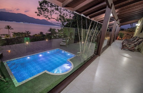 Pequea House | Suítes vista pro mar lhabela