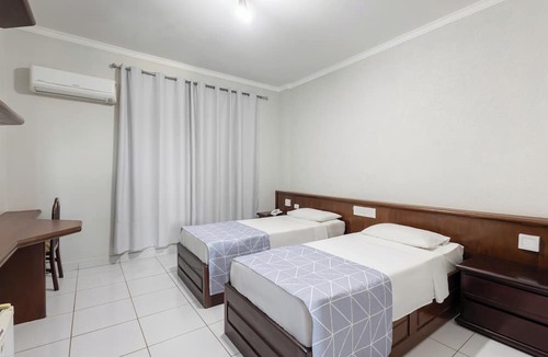 Amambai Hotel | Bristol Exceler Plaza Hotel