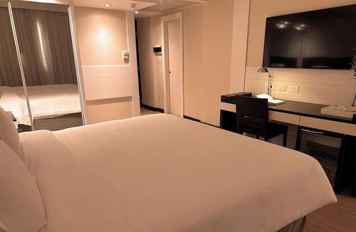 Setor Hoteleiro Norte Hotel | Modern Brasília Stay with Free Breakfast & Outdoor Pool Access