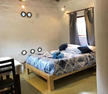 Yala Apartment | Casita de Barro junto al río en Yala